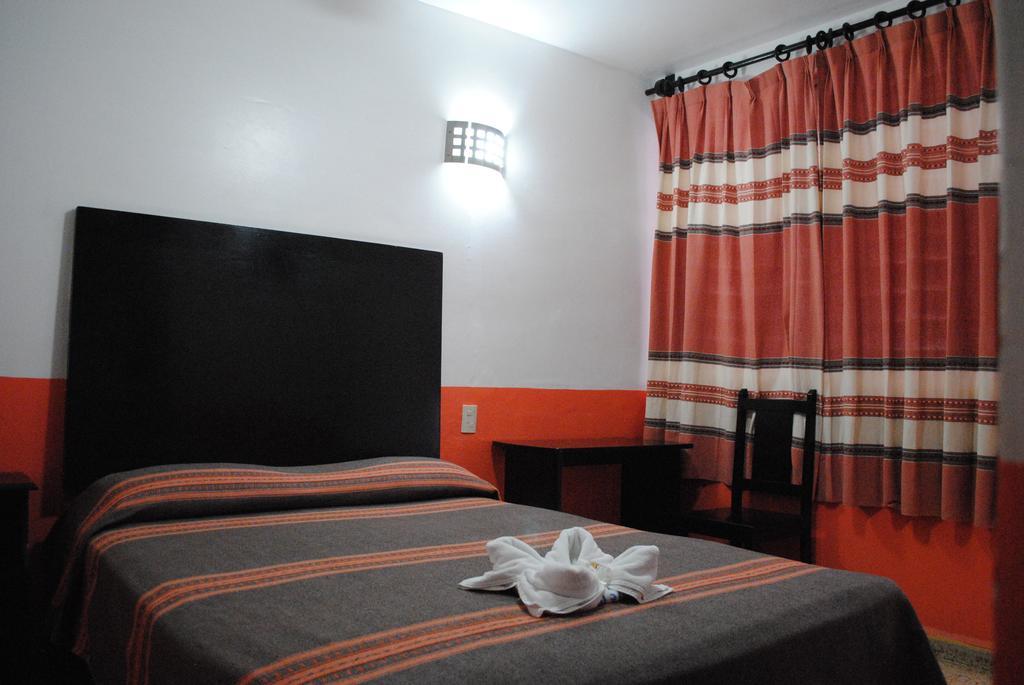 Hotel Jimenez Oaxaca Bagian luar foto